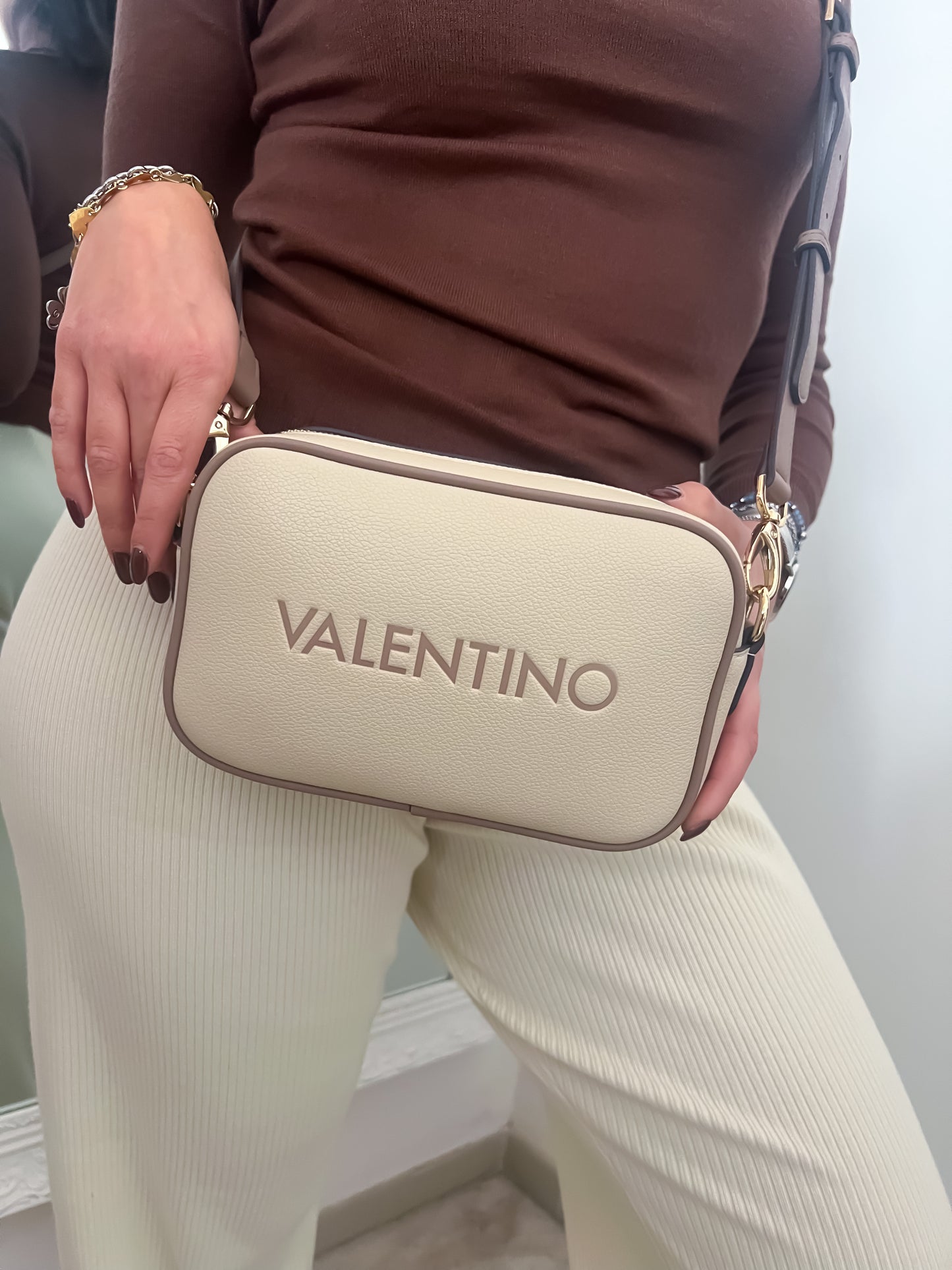 Tracollina bicolore VALENTINO