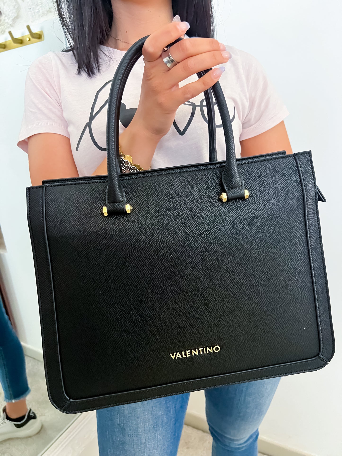 Shopping VALENTINO
