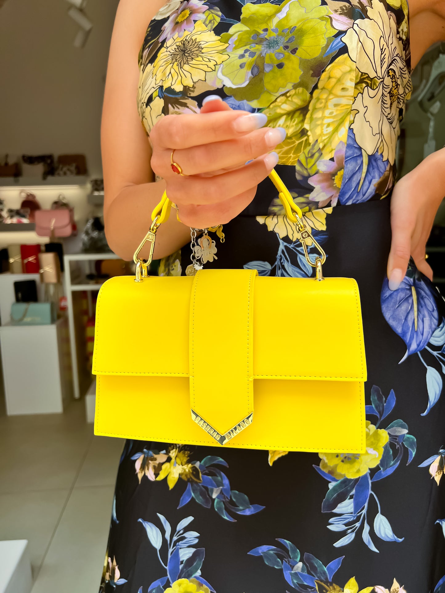 Tracollina Teddy Pash Bag