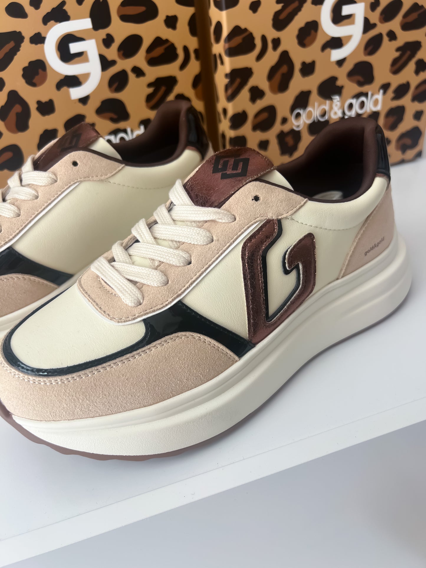 Sneakers platform