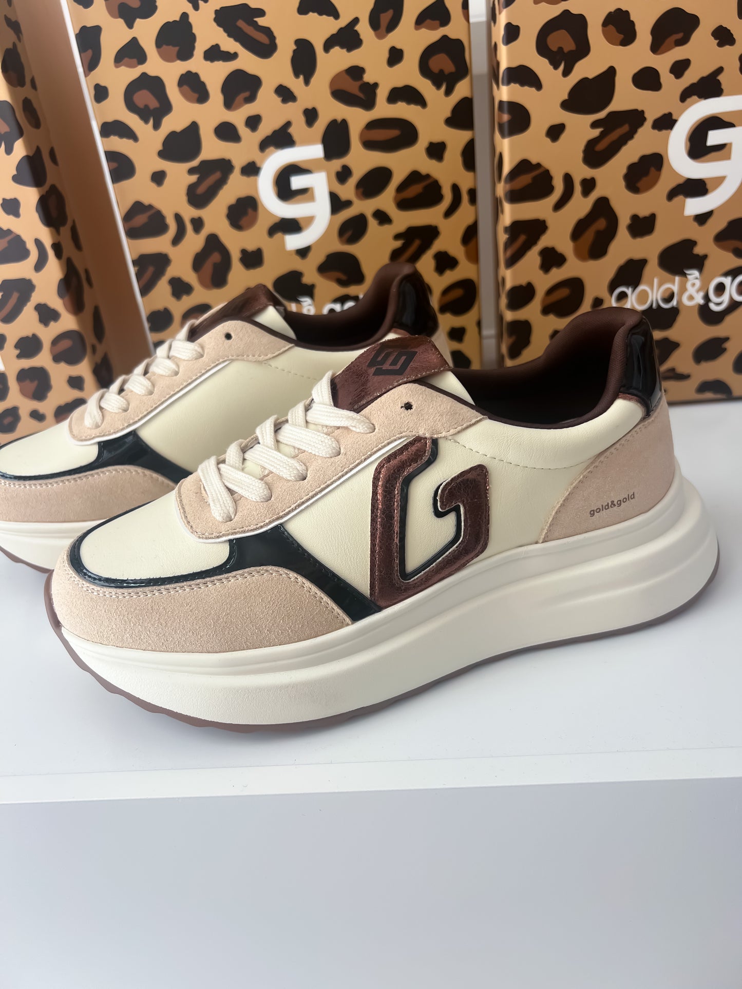 Sneakers platform