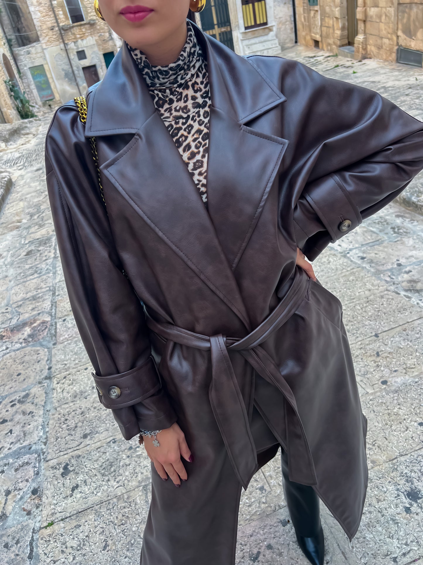 Trench lungo in pelle