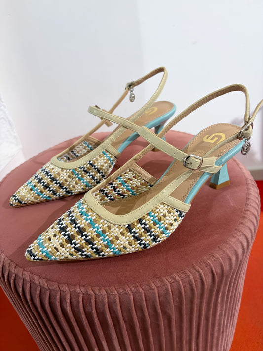 Slingback traforata
