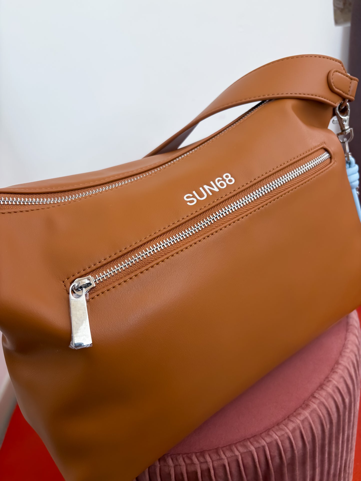 Borsa SUN68