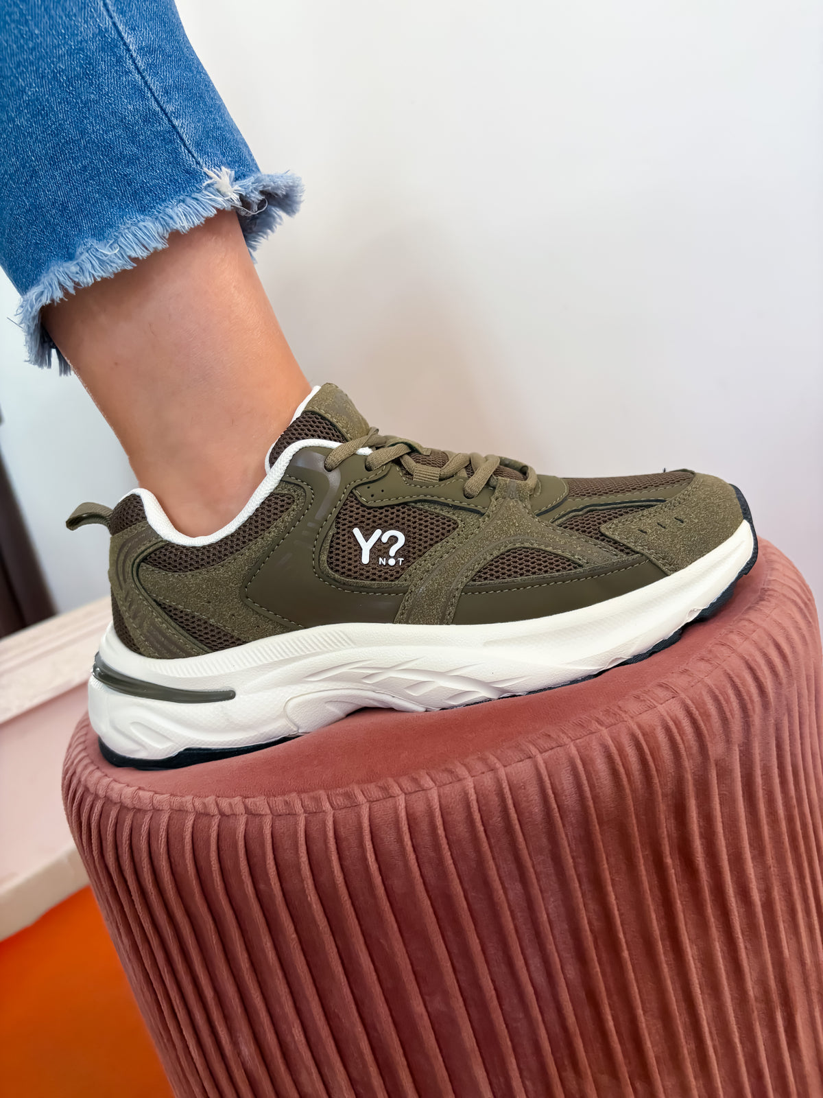 Sneakers YNOT?