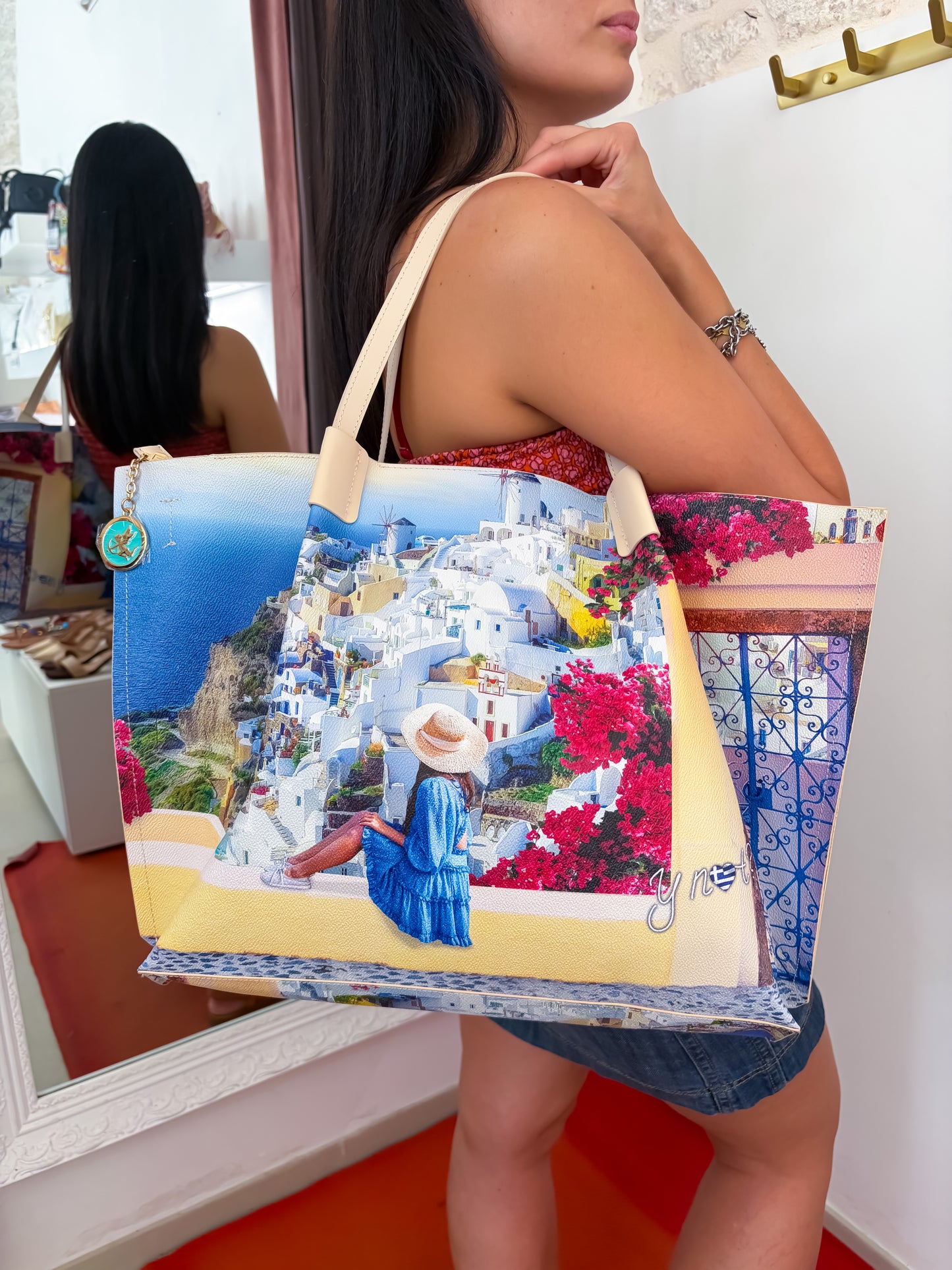 Shopping Santorini Ynot?