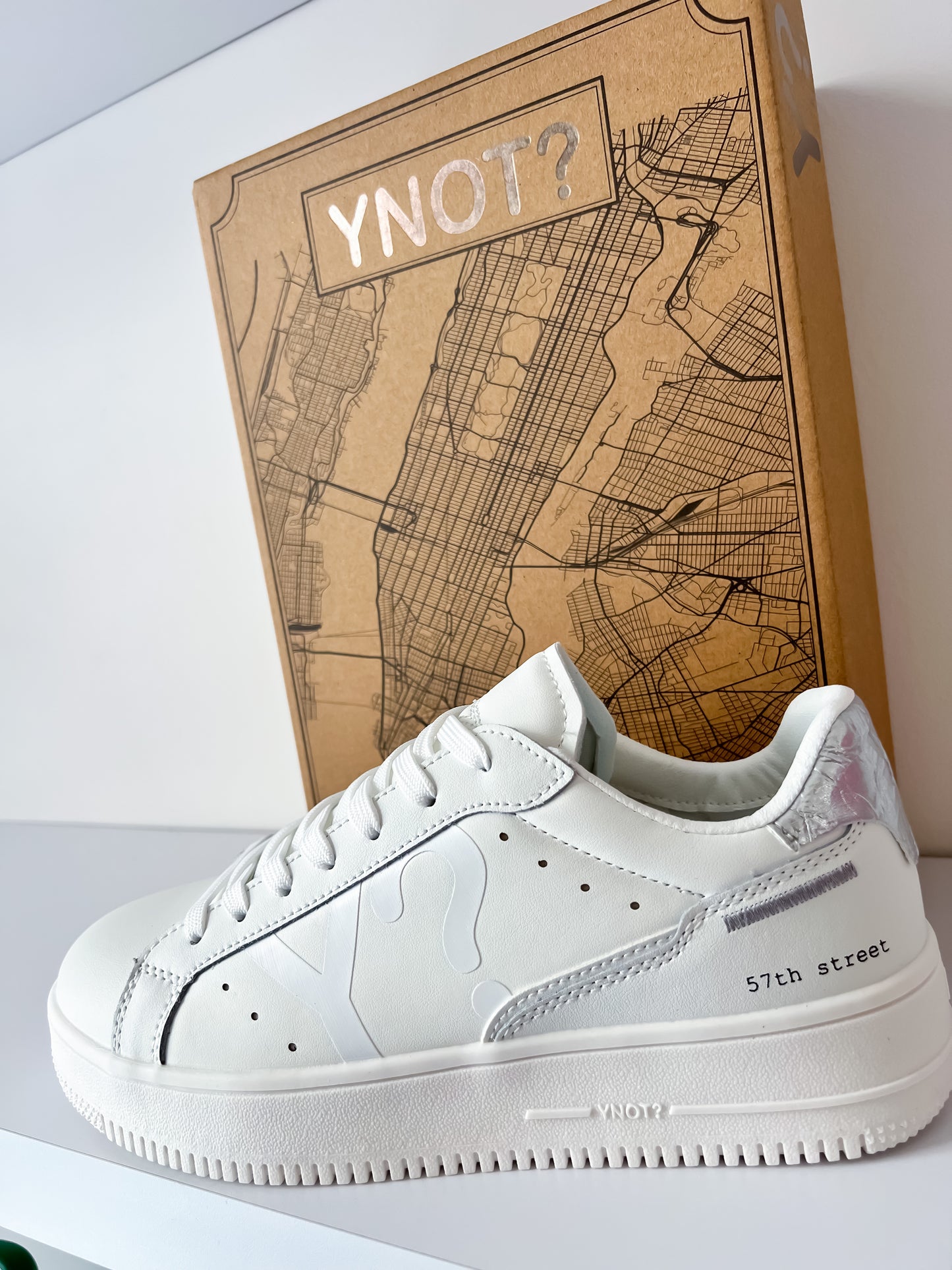 Sneakers street Ynot?