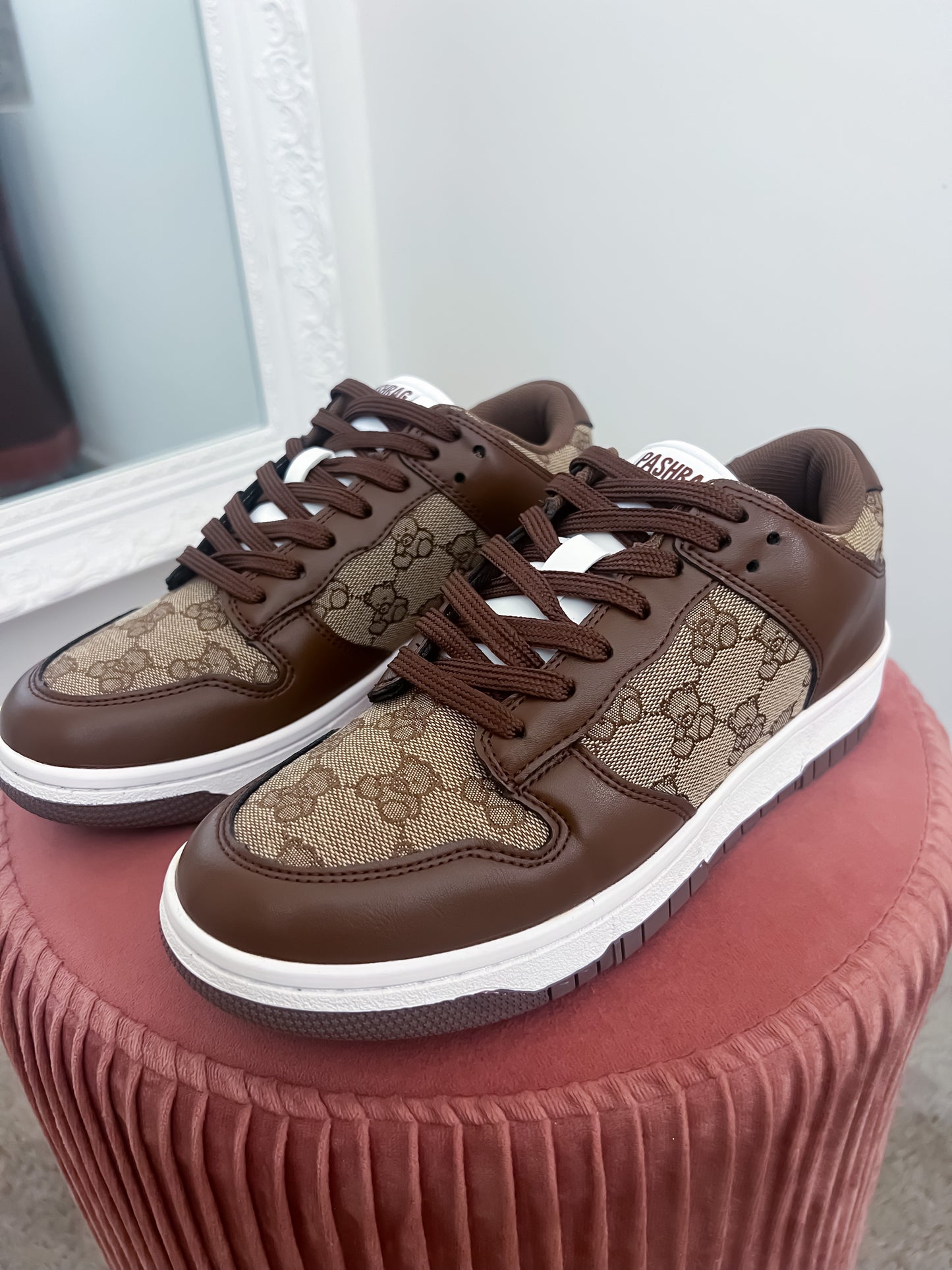 Sneakers orsetto