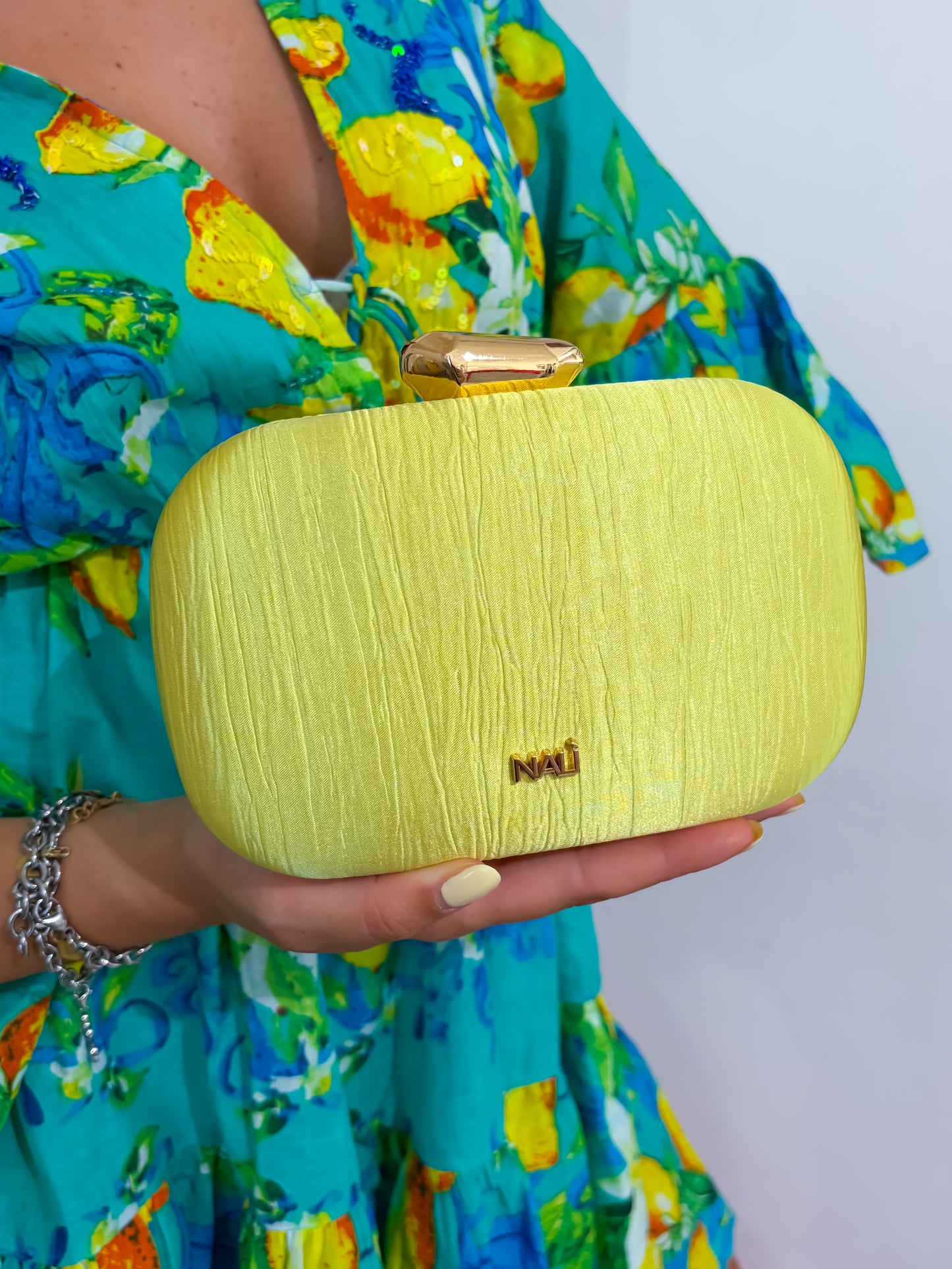 Clutch NALÌ