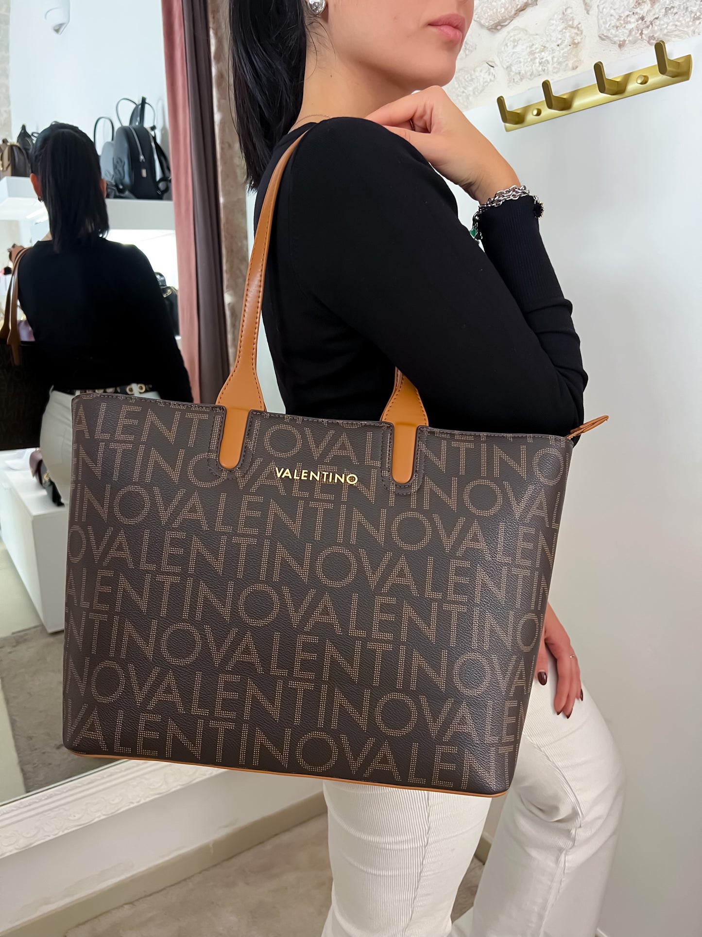 Shopping logo VALENTINO
