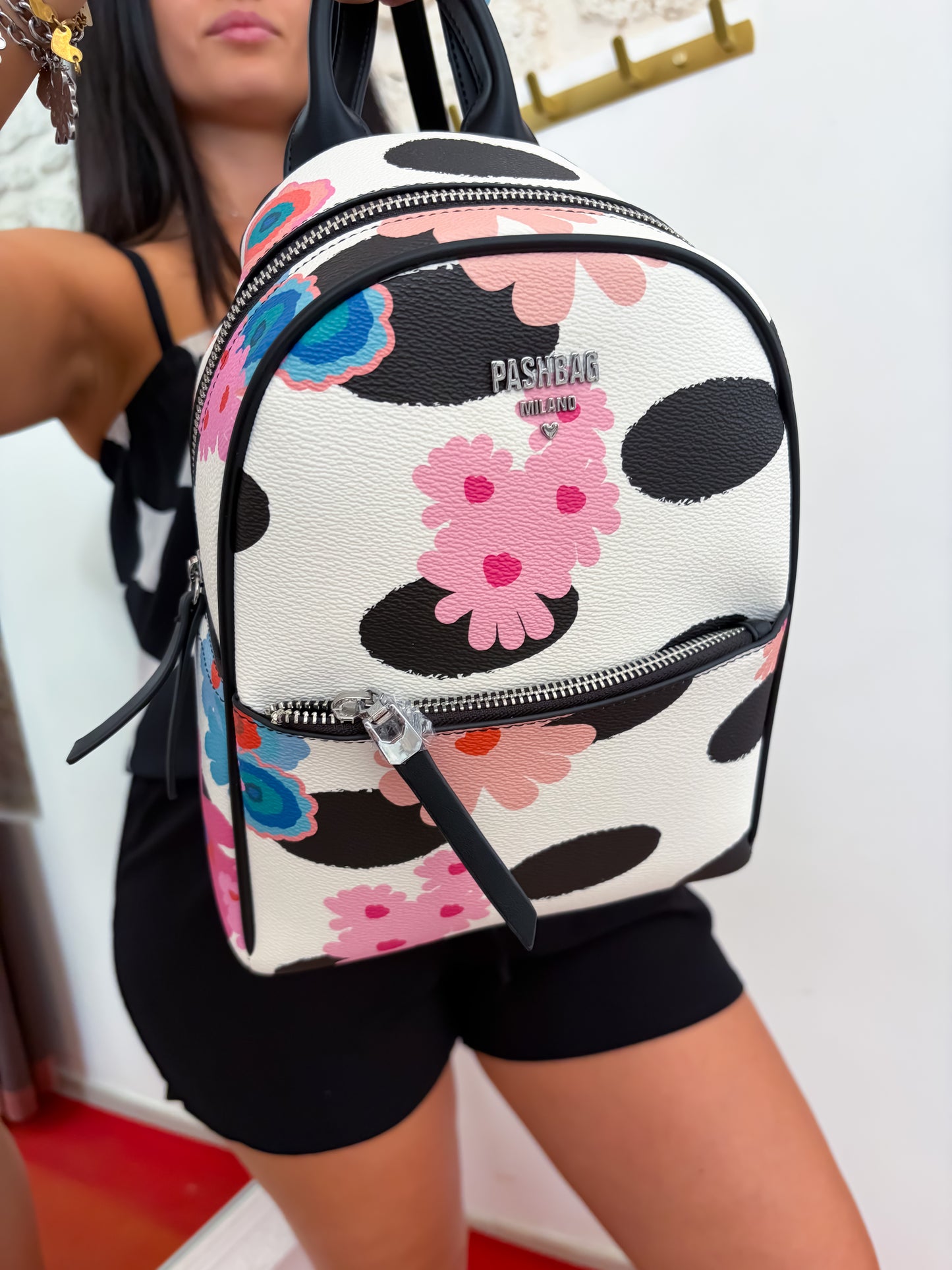 Zaino pois e fiori