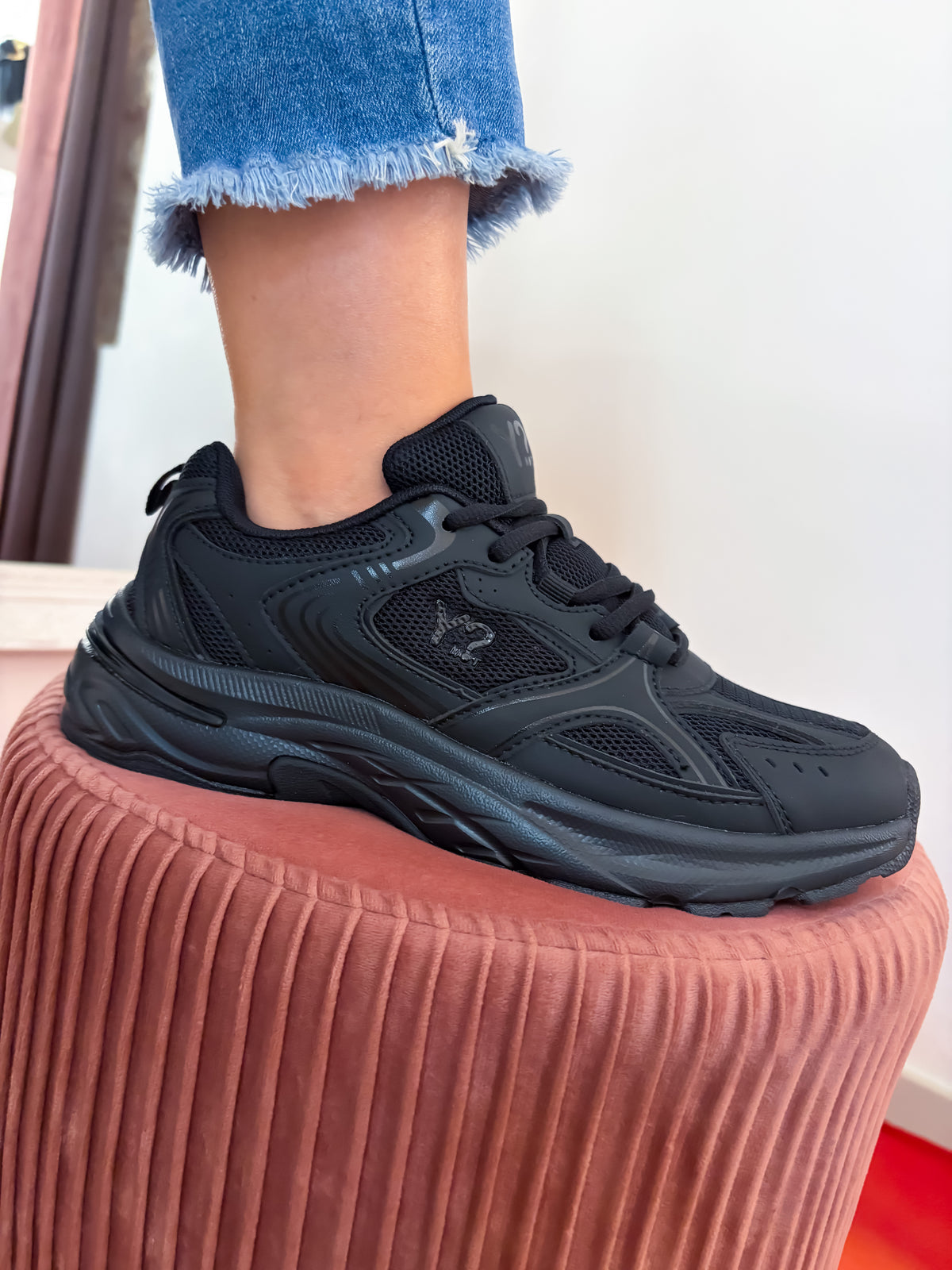 Sneakers YNOT?